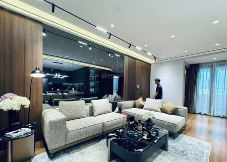 Chính chủ bán ch 122m2, 3n2vs, ban công đông nam giá 10,9 tỷ tại diamond flower. 0866 839 ***