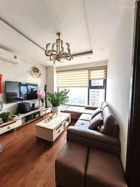 Chính chủ bán căn hộ chung cư toà 18t1 lê văn lương dt 108m2, 3 phòng ngủ, tầng đẹp, view thoáng