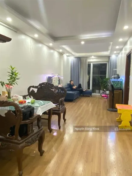 Chính chủ cần bán gấp căn hộ tầng thấp tòa ct1c thông tấn xã dt75m2 có đồ cơ bản ở luôn được