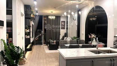Bán gấp cc 3pn, 2wc, 138m2 tại hà nội paragon, dịch vọng hậu, cầu giấy, 10,1 tỷ