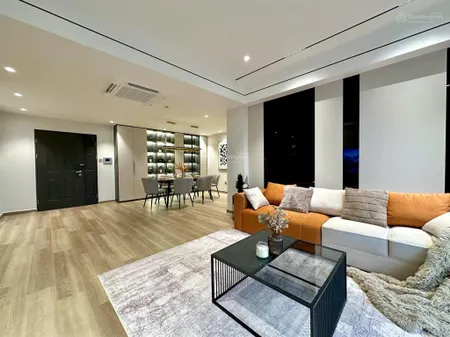 Bán gấp căn hộ riverside residence 136m2 3pn full nội thất giá chỉ 11.5 tỷ( thương lượng).