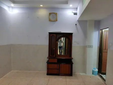 Nhà 2 măth tiền HXH, DT 53,6m2, 1 trệt 1 lầu đúc, DTSD 111,42m2, 3PN, 2WC Trịnh Đình Trọng, P.Tân Phú, TP.HCM