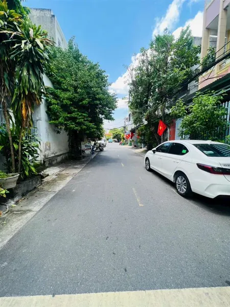 Bán lô đất mặt tiền 5m5 thanh tân thanh khê giá chỉ 4 tỷ 550 tl