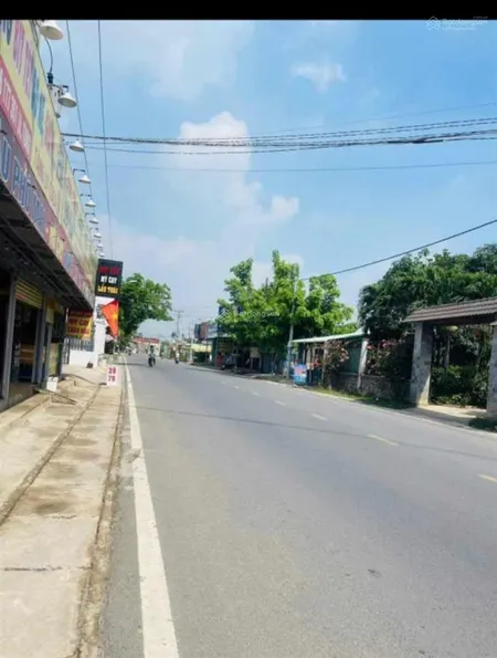 Đất mặt tiền đường ql1a, cách chợ tân minh hơn 1km, giá 980tr/lô 100m2, shr, có hỗ trợ bank