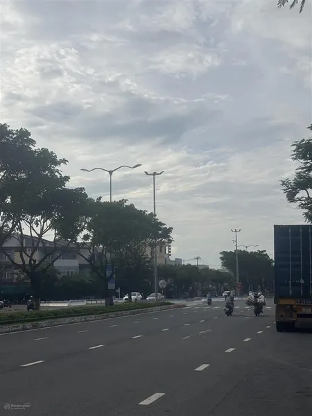 Bán gấp đất mặt tiền lê văn hiến gần đường trần hoành khuê mỹ ngũ hành sơn giá đầu tư