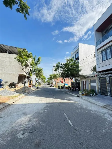 Bán đất kẹp cống rất đẹp mặt tiền đường đa mặn đông 2, phường khuê mỹ ,quận ngũ hành sơn