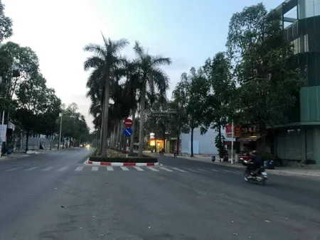 Chủ bán lô đất đẹp nhất mặt tiền đường chính kinh doanh6m x 23m full thổ cưkhu biệt thự ngay ql13