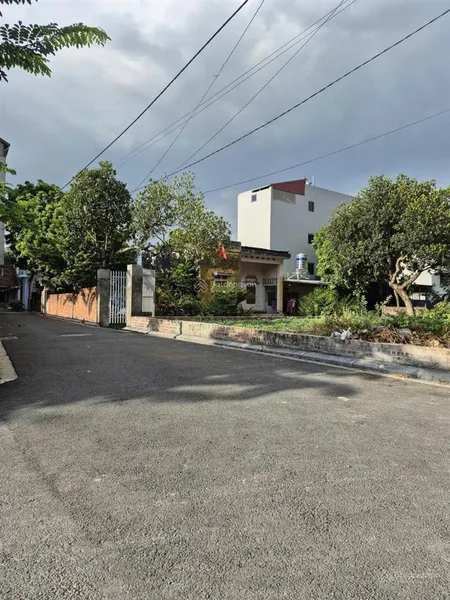 Đường nhựa, ô tô tránh bán mảnh đất 123m2, mt hơn 6m giá hơn 60tr/m2 tại thôn nguyên khê