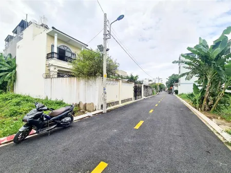 Đất mặt tiền hẻm 211 vườn lài, cách cầu sắt apđ 1.5km, 7 x 22m