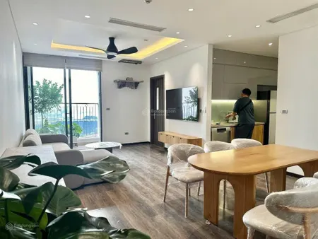 Bán căn hộ chung cư 2pn tại 158 nguyễn sơn, 8,3 tỷ, 83m2, giá tốt