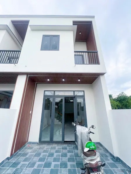 🏡 CHỈ 700TR SỞ HỮU NHÀ LẦU MỚI HOÀN THIỆN – NGAY CHỢ TÂN MAI 2