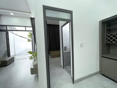 PASS LẠI CĂN NHÀ CẤP 4 HẺM Y WANG