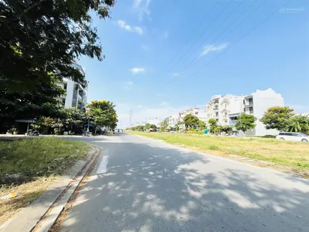 Bán lô đất mặt tiền đường 52m sổ hồng riêng kdc phong phú 4, khang điền vị trí đẹp, giá tốt