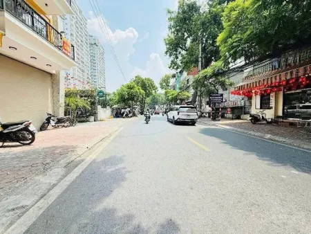 B.án đấtôtô 7 chỗ vào dt 81m mt 6.6 zá 140tr/1m2lô góc,kinh doanhmua ở hay xây ccmn tuyệt vời