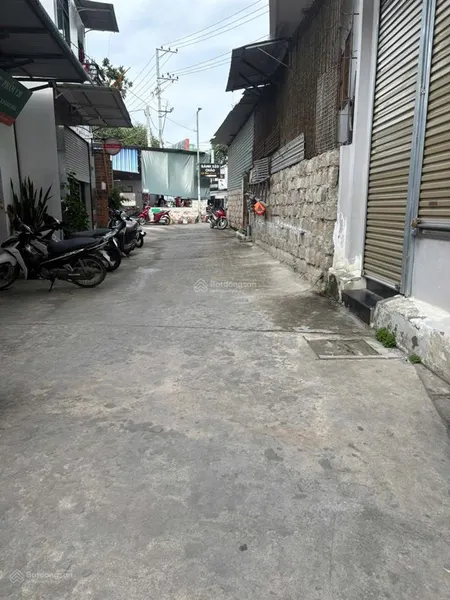 Hàng hót hiếm rẻ chính chủ nhờ bán 2 lô liền kề, 2 mặt tiền trước sau, hẻm phạm văn đồng