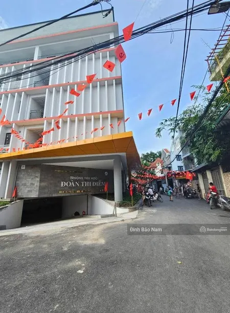 Bán đất hơn 5 tỷ an dương vương 36m mặt tiền 3.5m vị trí đẹp ngõ thông đang có dòng tiền