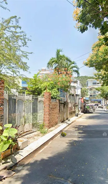 Bán đất mặt tiền cao văn bé sát bãi tắm hòn chồng