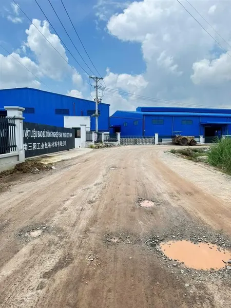 Bán nhà xưởng cho nhà đầu tư mua cho thuê lại giá 215 tỷ diện tích lớn 39.000m