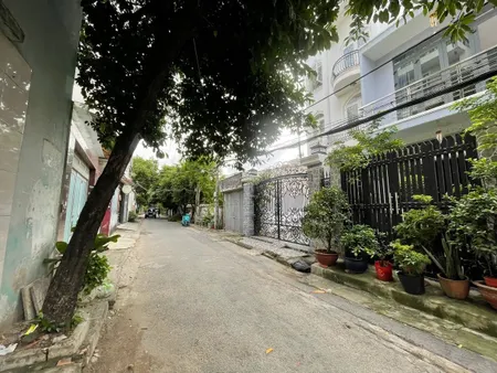 Bán nhà Lê Đình Thám, Tân Phú - 105m2, 5m1, 3 Tầng - Hẻm 6m xe tải thông