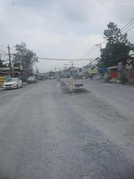 Bán nhanh 130m2 công nhận, ngang 5m mặt tiền đường nguyễn duy trinh quận 9 giá 10,5 tỷ
