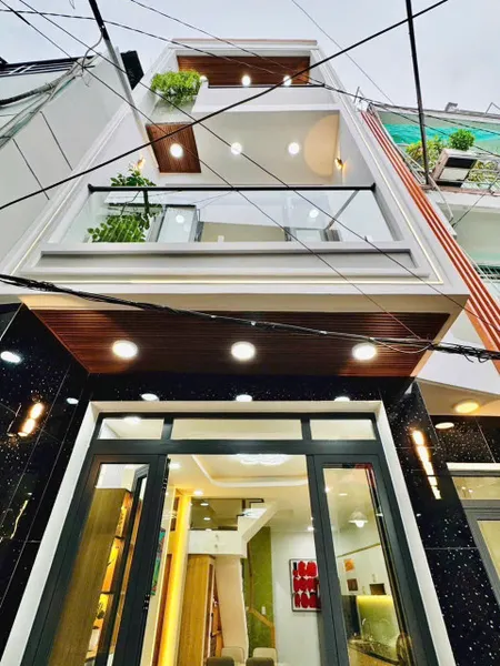 Bán nhà gấp giá sốc căn 67,5m2 giá 3 tỷ 150 triệu đường 225/7 Nguyễn Đình Chiểu , phường 5 , quận 3