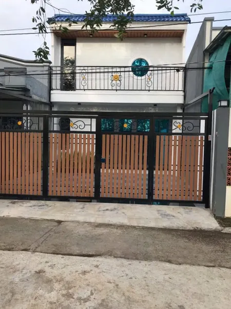 Nhà 1trệt 1lầu