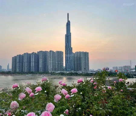 Bán căn hộ vinhomes central park tòa landmark 2, 3pn. dương 0906 388 ***