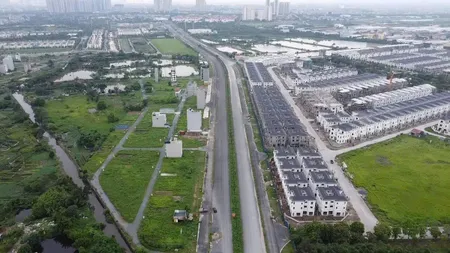 PHÂN LÔ-  VỈA  HÈ- Ô TÔ TRÁNH- KHU ĐẤT DỊCH VỤ- 4.5HA VÂN CANH- HOÀI ĐỨC.
DIỆN TÍCH 50M. MẶT TIỀN 4M'
GIÁ CHỈ 9XTY'