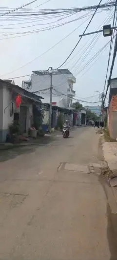 BÁN DÃY TRỌ 19 PHÒNG (12x43)  GẦN CHỢ ĐẦU MỐI HÓC MÔN