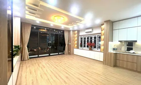 BÁN NHÀ MẶT PHỐ LA THÀNH TO, ĐỐNG ĐA- LÔ GÓC 42M² x 5T - MT 5M - Ô TÔ TRÁNH - KINH DOANH