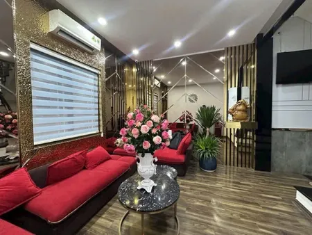 BÁN NHÀ PHÂN LÔ NGUYỄN CHÍ THANH, ĐỐNG ĐA - 45M² x 5T - Ô TÔ TRÁNH - KINH DOANH - GIÁ 20 TỶ