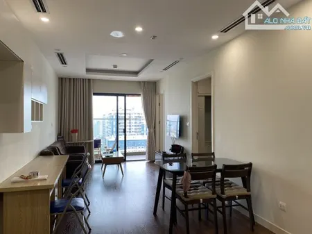 (Hot) cho thuê căn hộ 2 phòng ngủ đẹp vào ở ngay tại dự án Central Field 219 Trung Kính