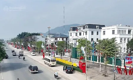 Chỉnh chủ bán đất kinh doanh mặt đường quốc lộ 6 lương sơn. diện tích 420m2 mặt tiền 12m