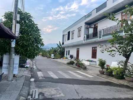 Cần bán gấp lô đất mặt tiền công nghệ cao trục thông cao tốc, diện tích 150m2, giá rẻ nhất khu vực