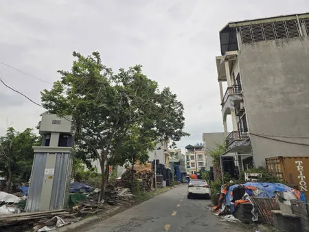 Bán 118.7m đất làn 2 sứ long phương. Thông 2 đầu. Cạnh KCN nam sơn. Ngay cạnh quốc lộ 38. Phường hạp lĩnh bắc ninh