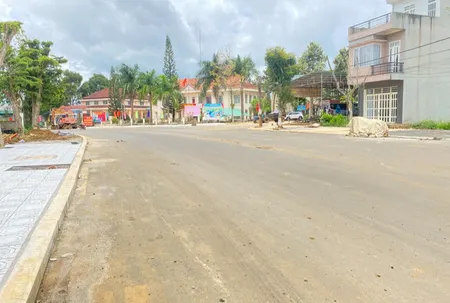 Bán đất mặt tiền Hoàng Văn Thụ phường 1 Bảo Lộc