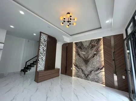 BÌNH TÂN - LÔ GÓC HAI MẶT TIỀN - KẾT CẤU 4 TẦNG BTCT - HẺM XE HƠI ĐỖ CỬA - NHÀ MỚI VÀO Ở NGAY - FULL NỘI THẤT SỊN SÒ - NHỈNH 6 TỶ