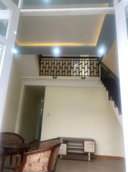 Nhà kiệt gác lững Ngự Bình Huế giá chưa đến 1 tỷ 6