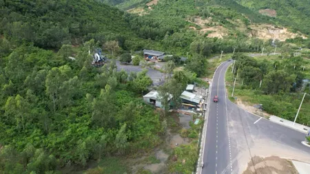 Xuất cảnh cần bán gấp 15,272m2  mặt tiền nở hậu Tỉnh Lộ 3, Xã Suối Cát, Cam Lâm, Khánh Hòa (MT dài 60m, . Không vướng quy hoạch. Cam kết không có lô thứ 2.