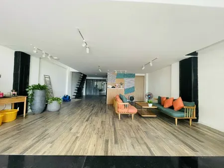 ► Toà Căn Hộ Cao Cấp 5 SAO + MBKD, sát Châu Thị Vĩnh Tế, 215m2, 5 tầng, thoáng hiện đại
