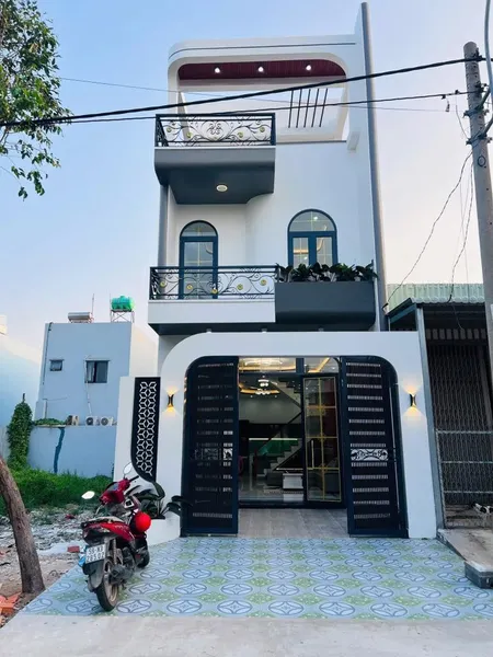 Nhà phố hiện đại mới xây 125m2 ngay trung tâm thủ dầu một