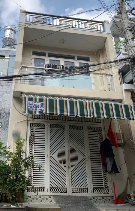 Nhà hẻm xe tải, ngay chợ Tân Hương, 4.1 x 13, giá bán siêu rẻ chỉ 6 tỷ nhỉnh nhẹ