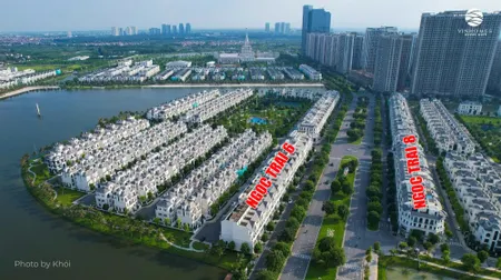 Shophouse mặt đường 52m, ngay 66 tòa chung cư Vinhomes Ocean Park 1 Hà Nội. Miễn TG