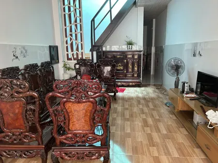 Bán nhà 2 tầng 55.1m² ngang 4m giá 4.5 tỷ Phường Nam Nha Trang cách biển 1,2 km