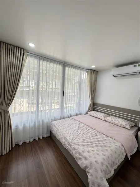 Siêu phẩm trung tâm nhà đẹp long lanh tập thể cát linh hào nam giảng võ, sổ to gần 50/90m2, 3n