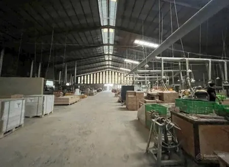 Cần bán nhanh xưởng hiện đang cho thuê tháng 700 triệu tại tân uyên bình dương