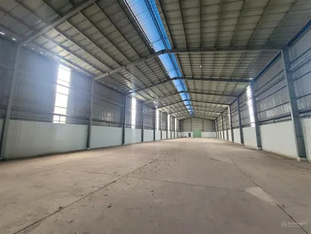Bán kho, xưởng rộng 1700m2 tại tân định, bến cát, bình dương, đường ko cấm tải. giá chỉ 15,5 tỷ