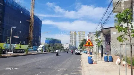 Lô đất có sẵn nhà kho kdc phúc đạt, sát bên đường thống nhất làng đại học quốc giá 5,3 tỷ dt 100m2