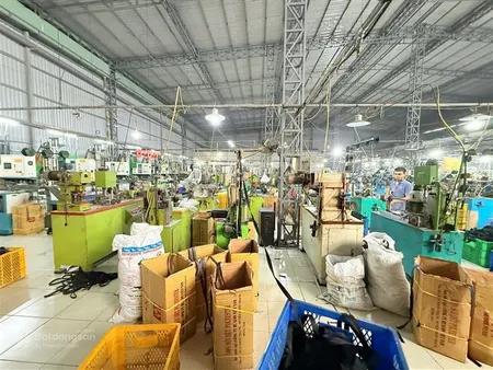 Kho xưởng 1000m2 bình thành 15 x 66 hxt dòng tiền 70tr/th nhanh mới kịp