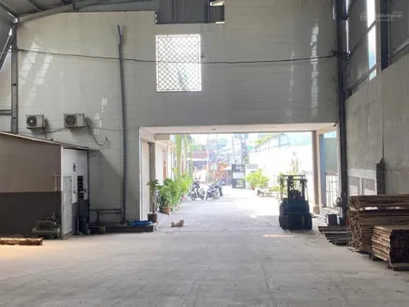 Bán nhà xưởng 3.500m2 giá chỉ 30 tỷ. hố nai 3trảng bomđồng nai 0937 980 ***